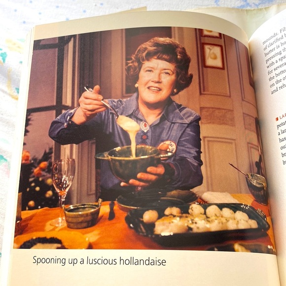 JULIA’S KITCHEN WISDOM Essential Techniques & Recipes JULIA CHILD HB GUC - Picture 4 of 7